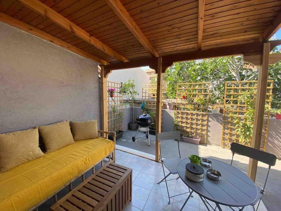 New! Flower Patio House 2 Bdr - Bbq - Wash Machine Lávrion 外观 照片